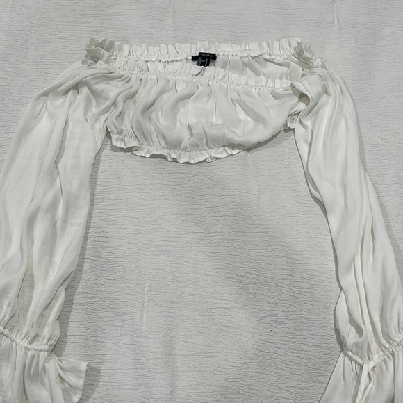 F21 crop top - Picture 1 of 4